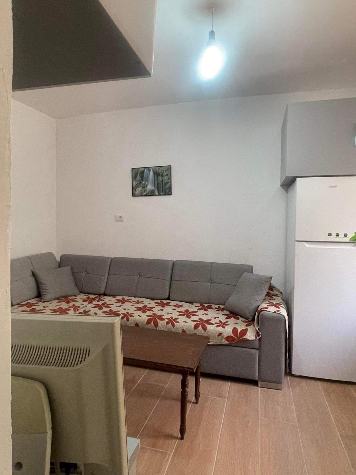 Hotel Gjika Sarandë Exteriör bild