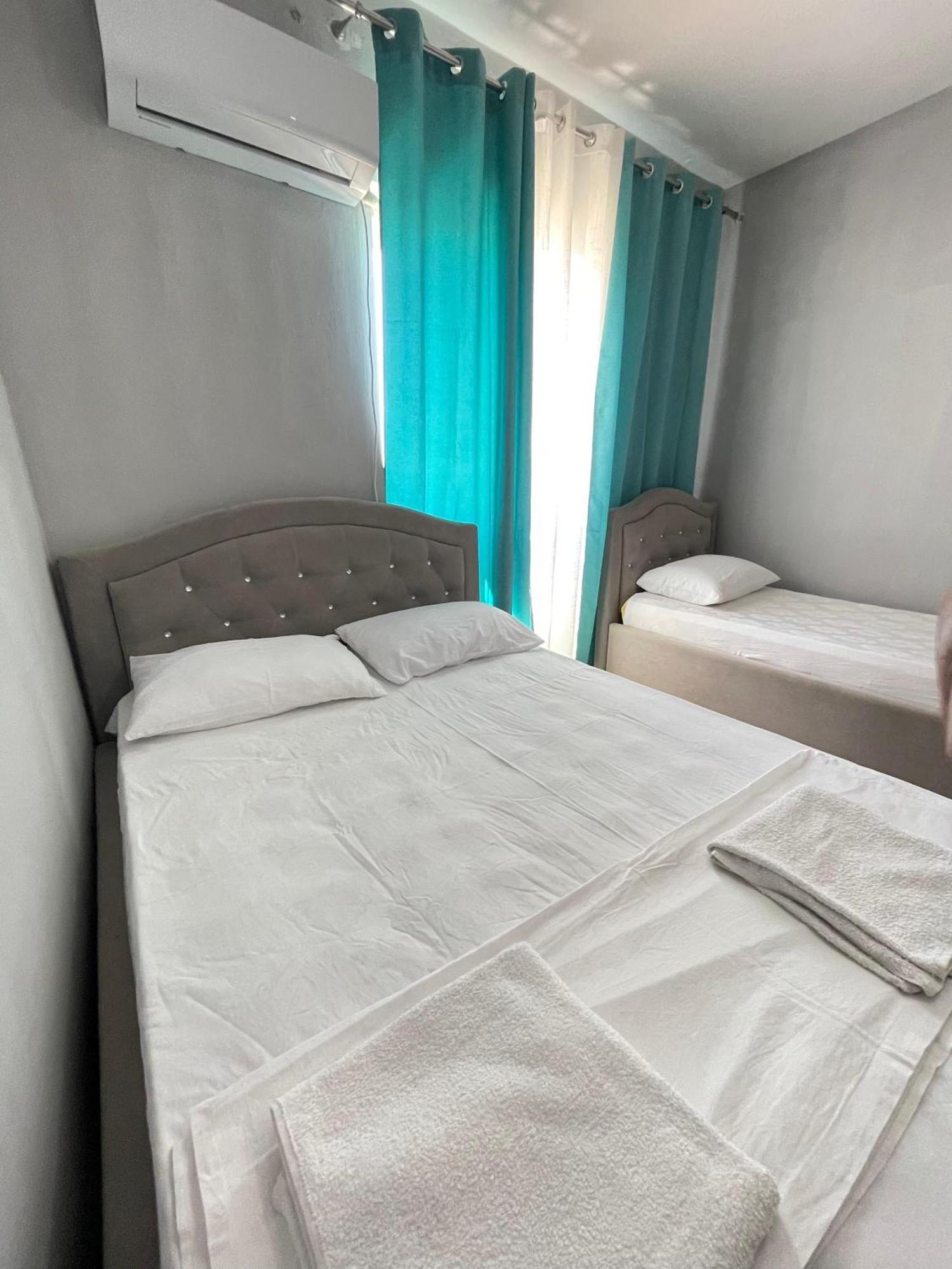 Hotel Gjika Sarandë Exteriör bild