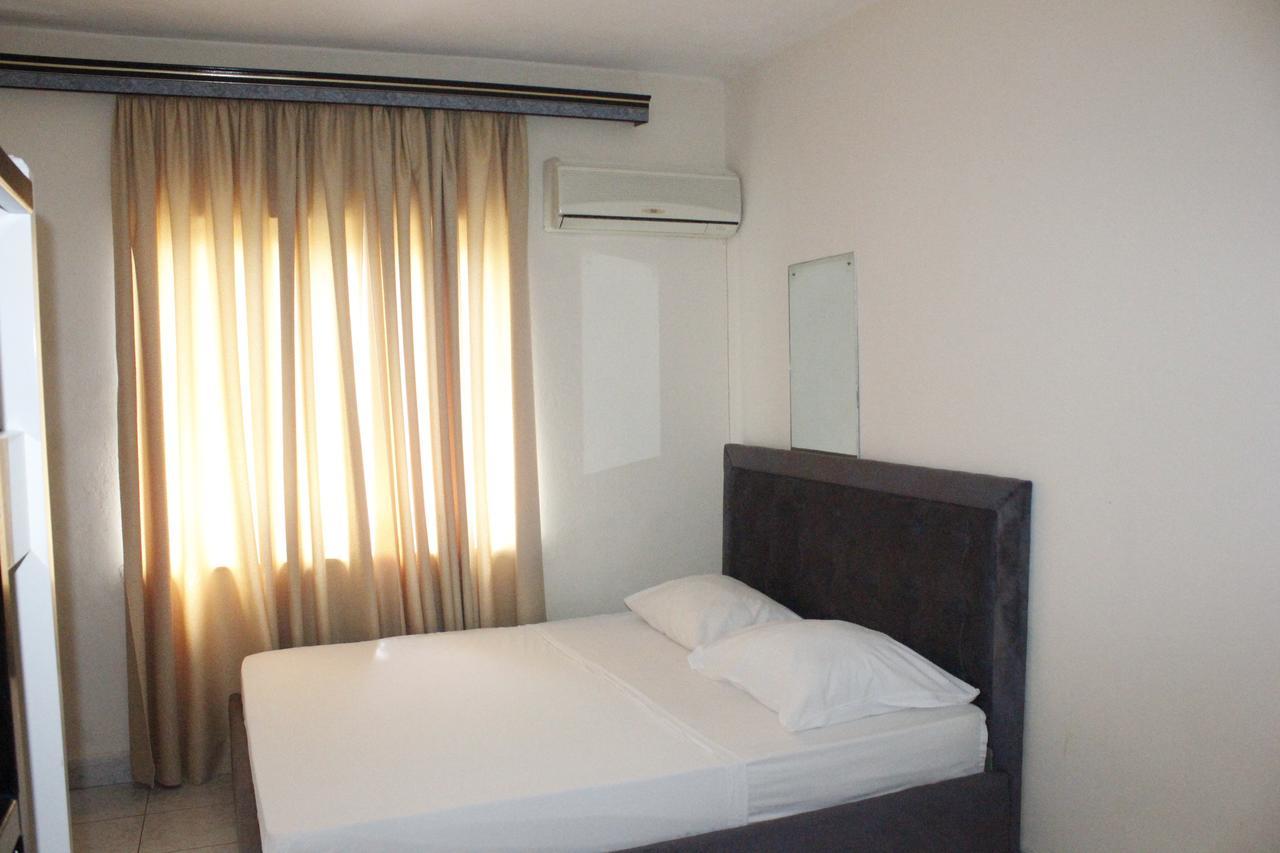 Hotel Gjika Sarandë Exteriör bild